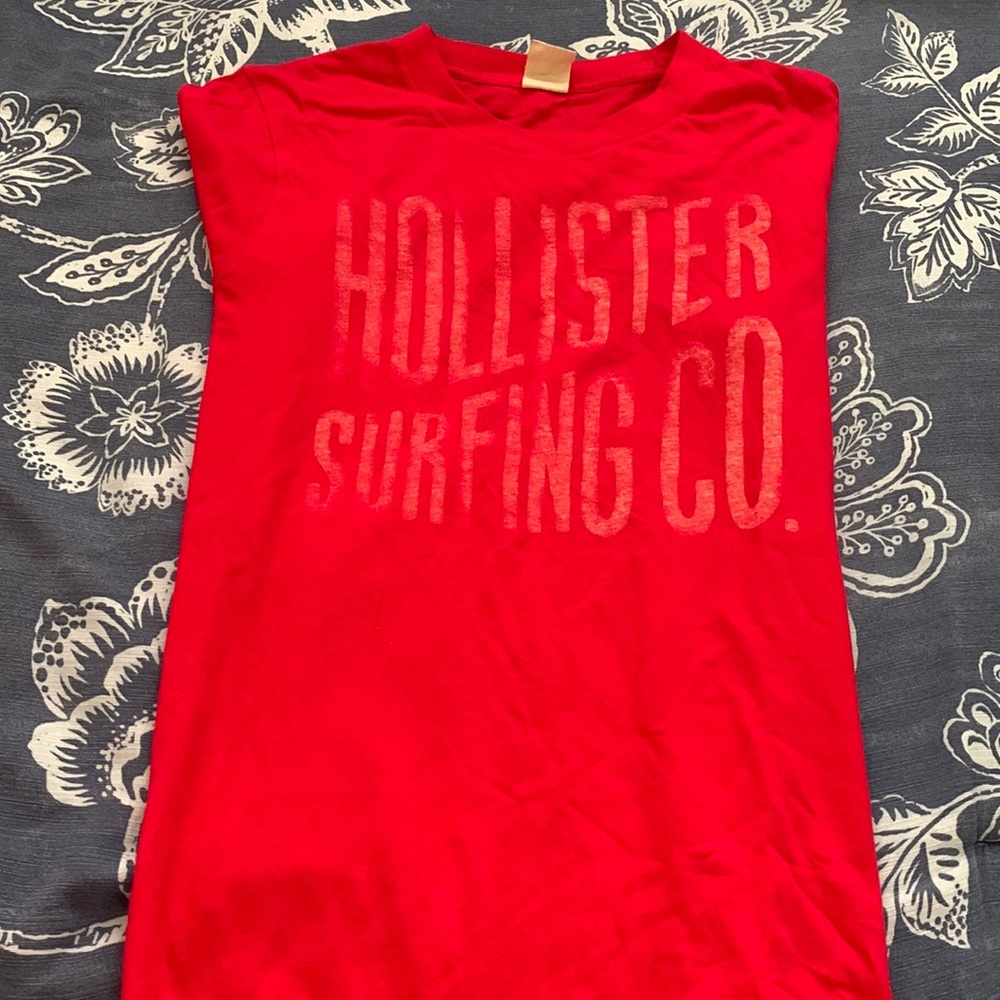 Red Hollister shirt